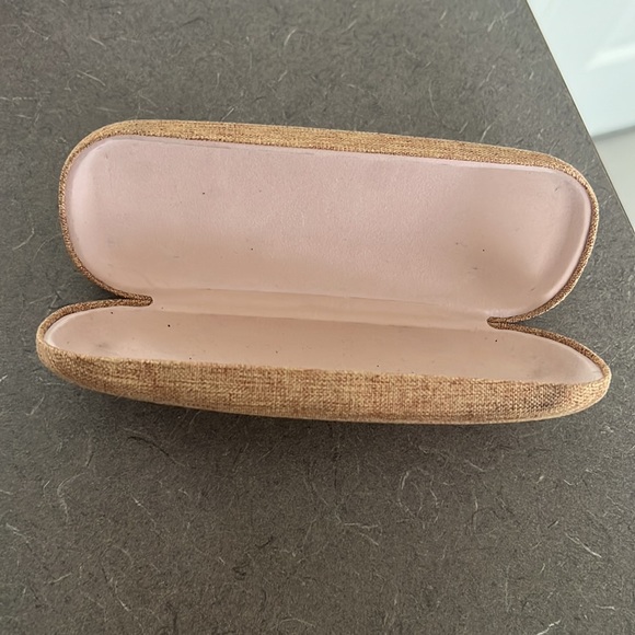 Glasses case - Picture 2 of 2